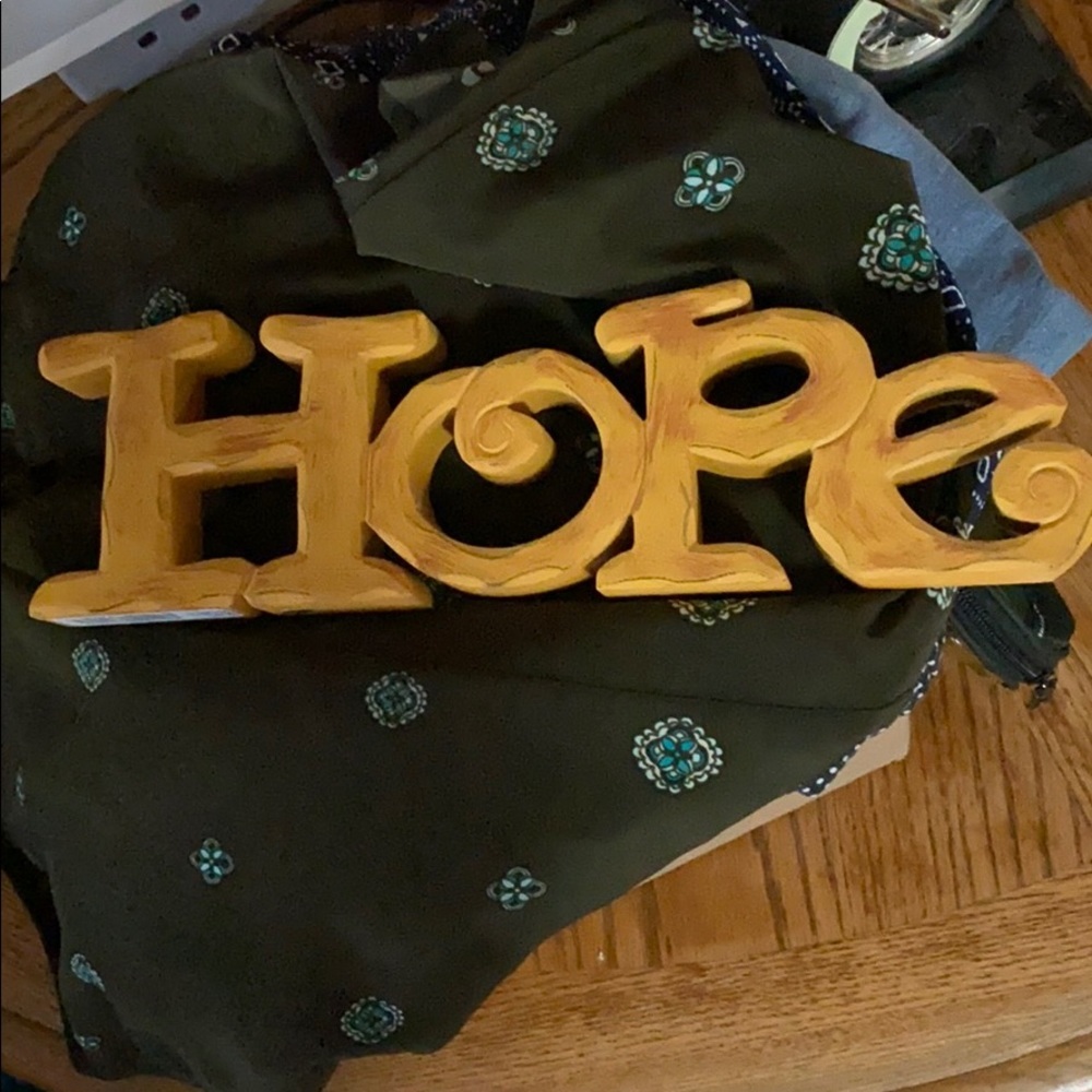 👠Wooden Hope sign for shelf /desk